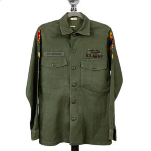 Vintage 60s US Army shirt shacket marine patch green size M